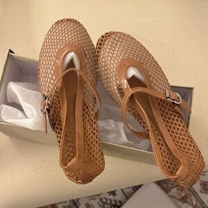 Elegant Tan Women's Shoes